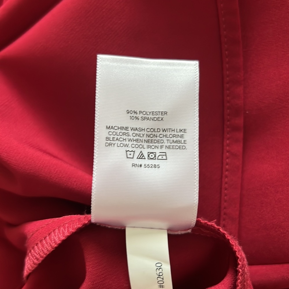 Express Red Top - Picture 5 of 5